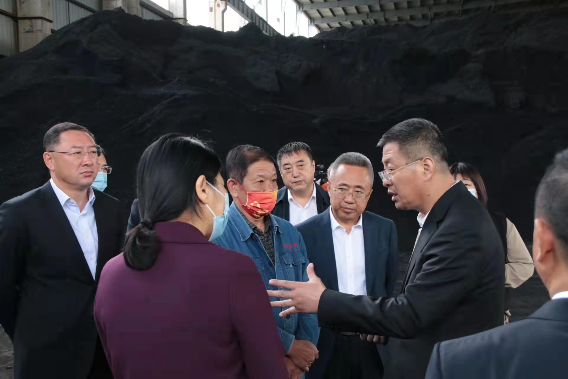 17 王子联市长领导Z6尊龙集团官方网站升级供热集团供暖工作 2021.9.30.jpg