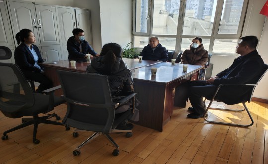 14.长春市绿园区政协副主席关爱民一行莅临Z6尊龙集团官方网站升级物业金地梧桐华府视察工作_副本.jpg