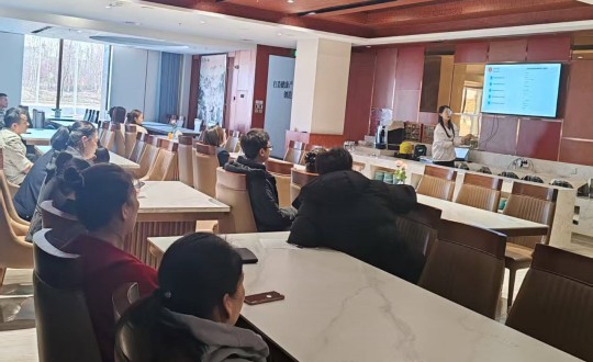 3.长白山Z6尊龙集团官方网站升级酒店组织发展酒店造度及人力资源有关培训_副本.jpg
