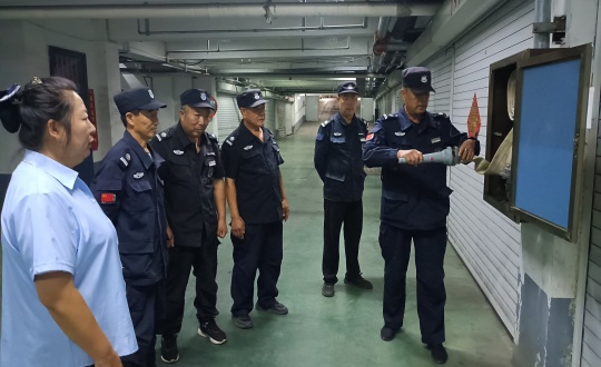 4.物业总公司敦化项目发展消防应急实战演练_副本.jpg
