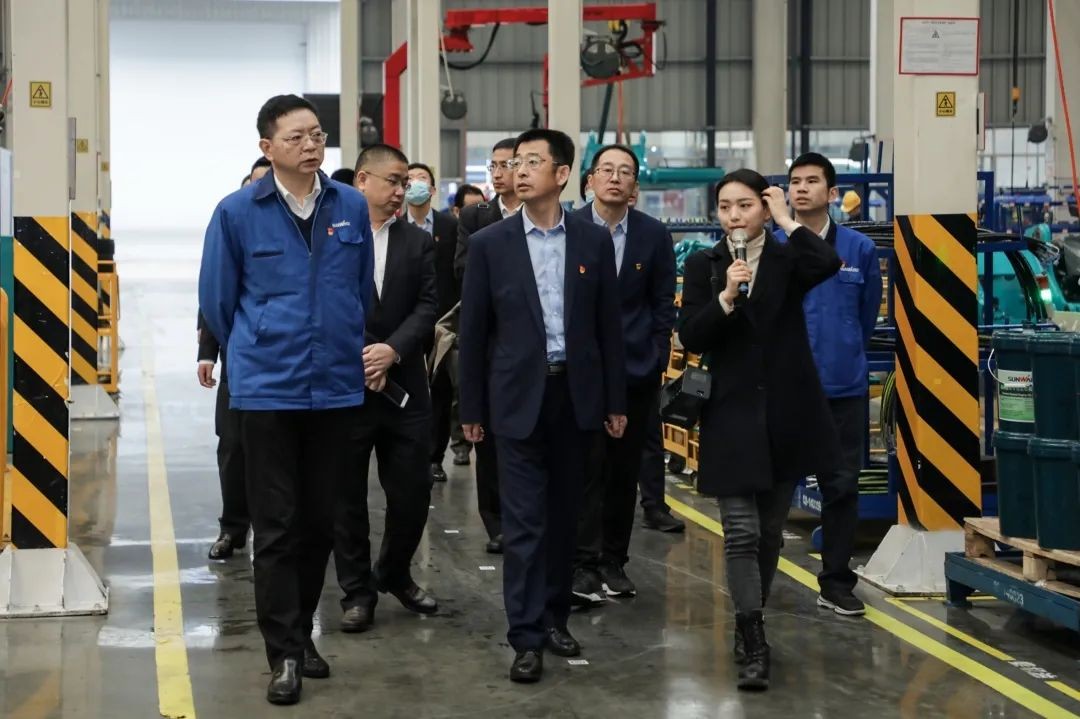 以党建促营业，，，以营业强党建——青岛西海岸公用事业集团考察九州ku酷游智能