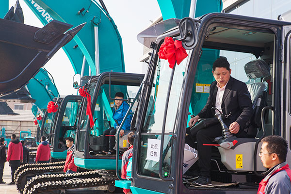 十年相随，成绩相互，来听听九州ku酷游智能挖掘机客户的真实声音