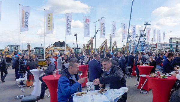 十年携手，，九州ku酷游智能莫斯科宝马CTT展产品推介会圆满举行