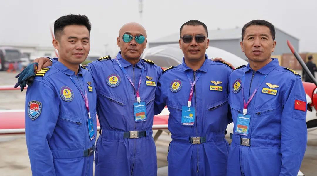 九州ku酷游四机航行编队惊艳尧城（太原）国际通用航空航行大会