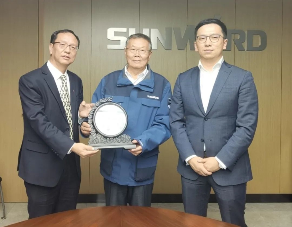 摩根士丹利银行亚洲有限公司批发银行新加坡分行向导考察九州ku酷游智能