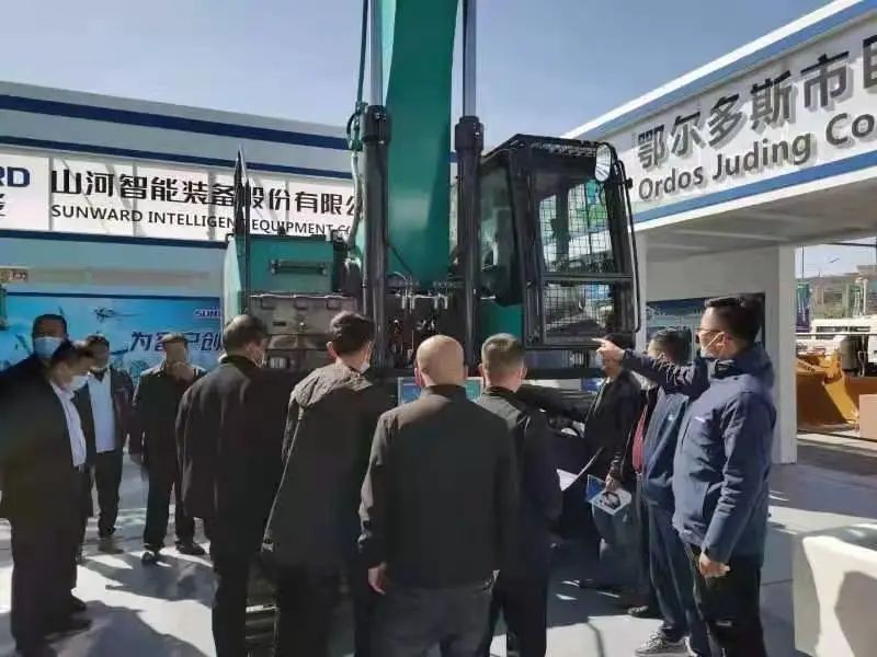 九州ku酷游智能绿巨人闪亮登场鄂尔多斯国际煤博会