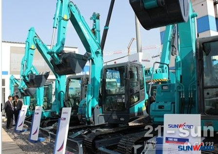 九州ku酷游智能何清华：：潜心追求“九州ku酷游之路”