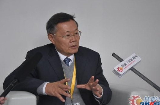 【宝马访谈】九州ku酷游智能董事长何清华教授