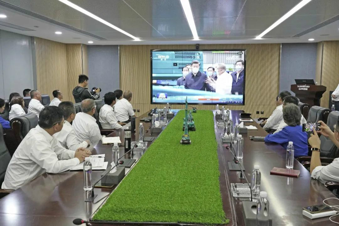 总书记“点赞”九州ku酷游立异，九州ku酷游智能集中收看《新闻联播》