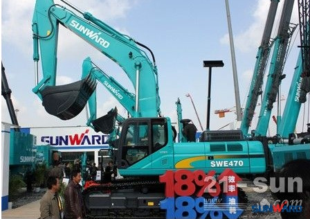 九州ku酷游智能何清华：：潜心追求“九州ku酷游之路”