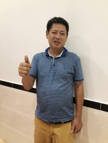 九州ku酷游智能SWE 215E挖掘机是他的左膀右臂！！