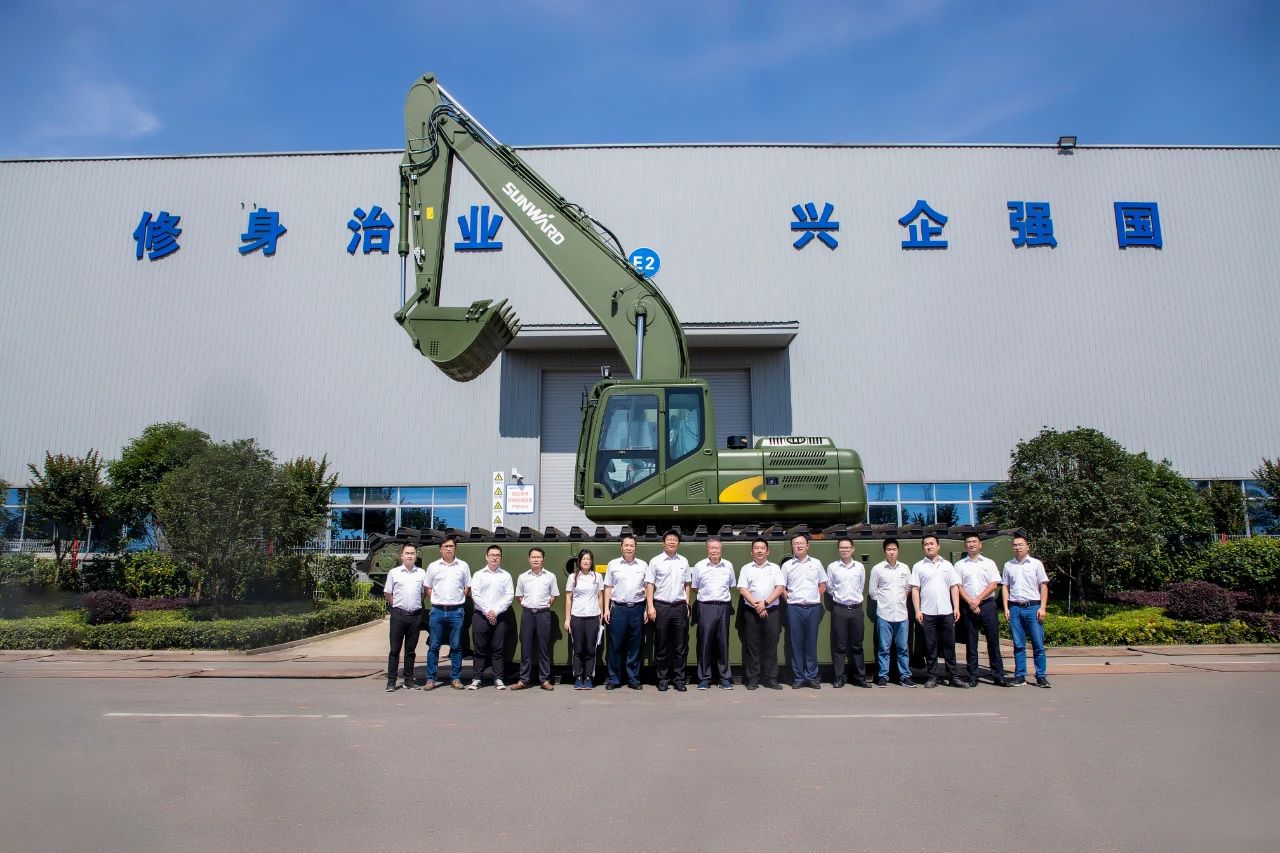 水陆两用挖掘机亮相央视！九州ku酷游智能应抢救援“猛将”出战