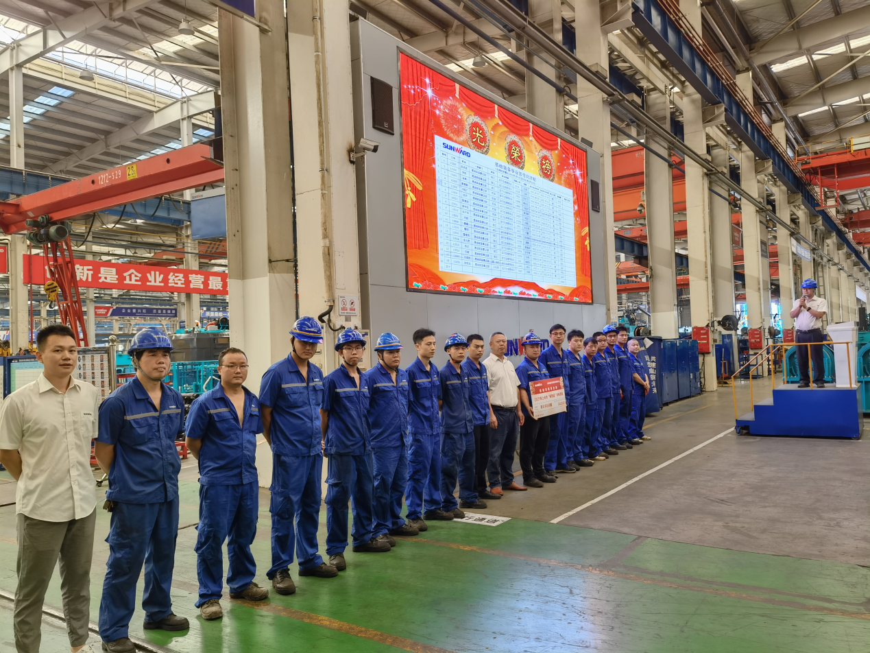 图集 |超12万元“带岗津贴”发放！为这些导师点赞