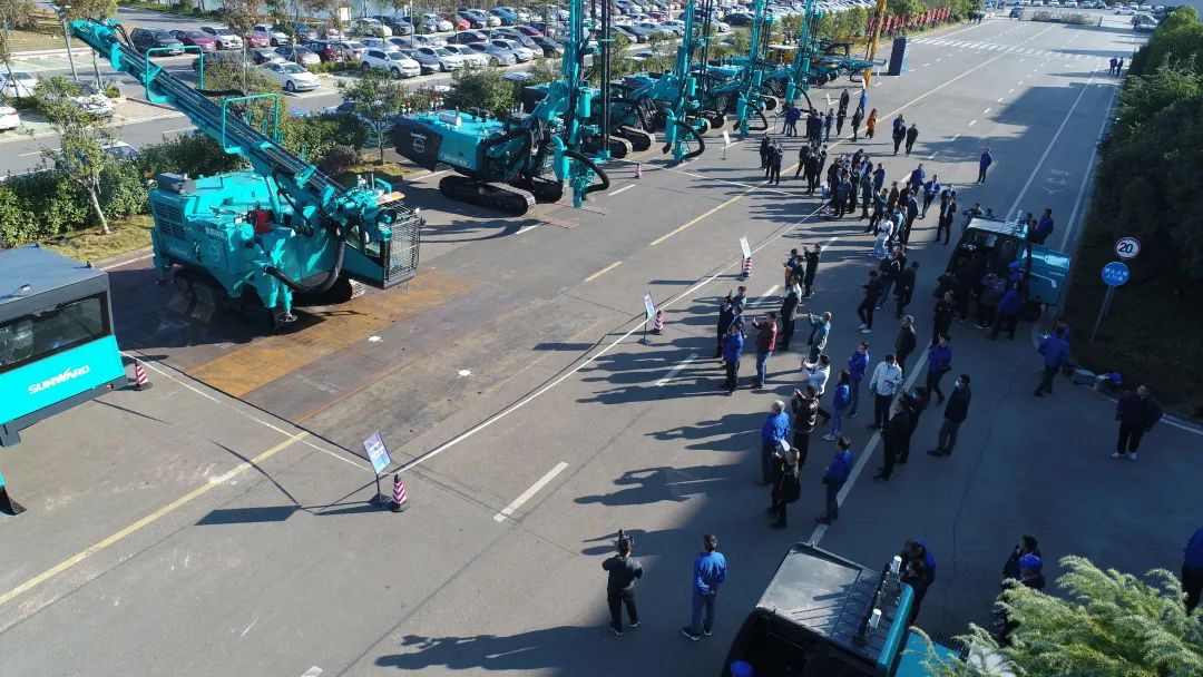 全球首创5G+智能钻机重磅宣布，，，九州ku酷游智能倾力打造绿色智慧矿山成套装备