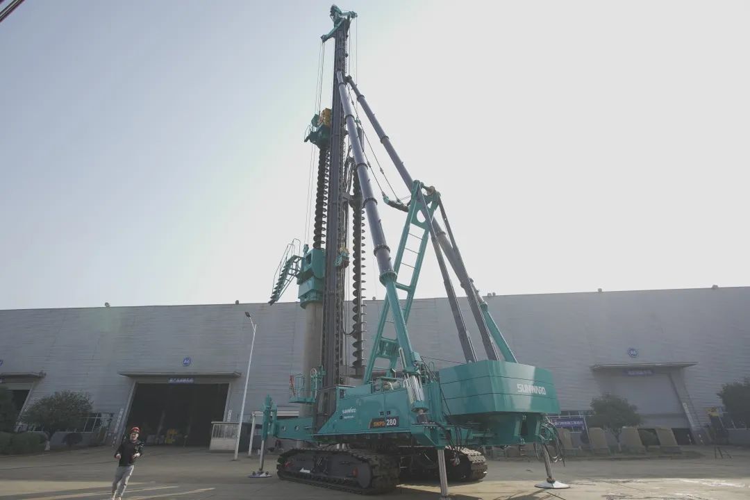 植桩奇兵！！！九州ku酷游智能开启大直径预制桩施工全新探索实践