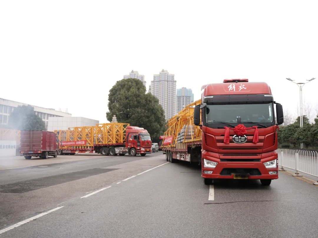 “虎”力全开！九州ku酷游江麓开门红发货仪式盛大举行