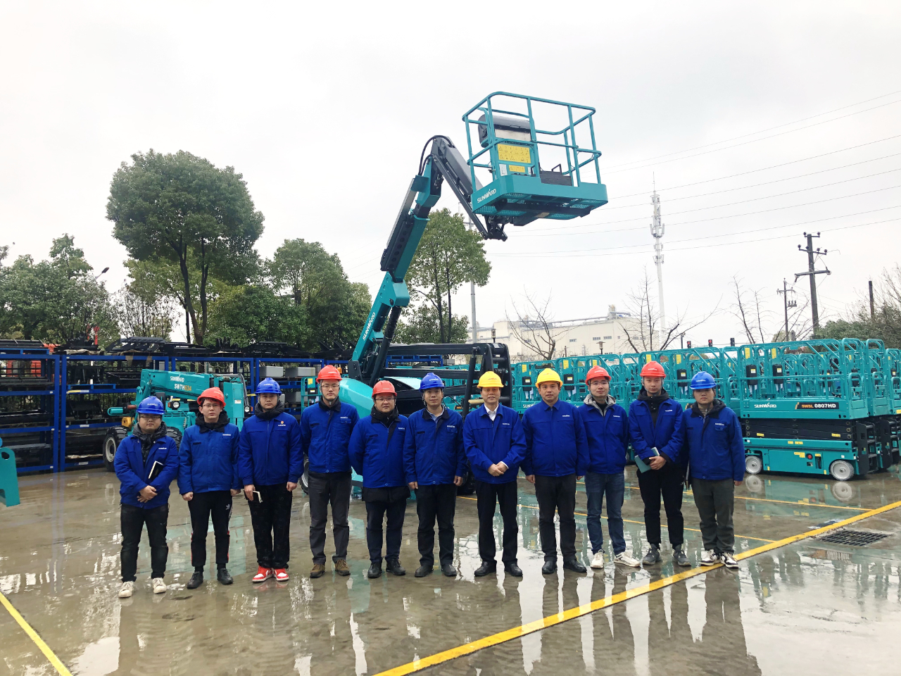 勇闯蓝海！！！九州ku酷游智能两款臂式高空作业平台正式“出道”