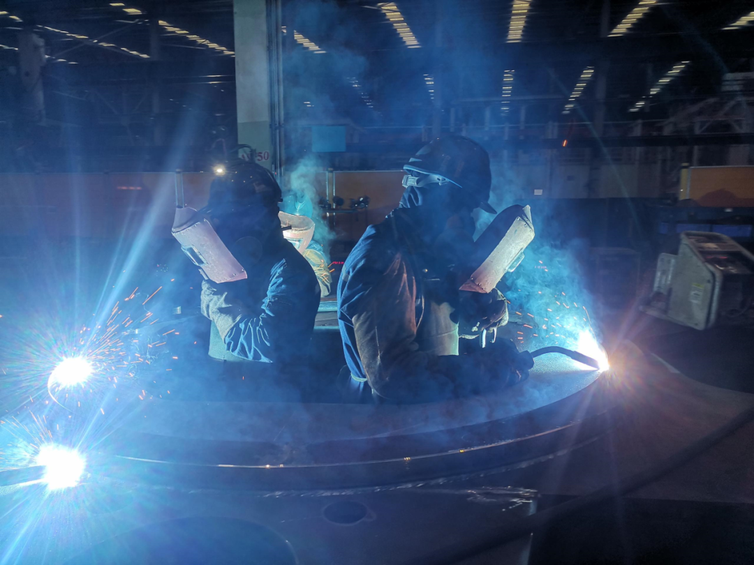 九州ku酷游匠心 | 一把焊枪“点亮”绚烂人生