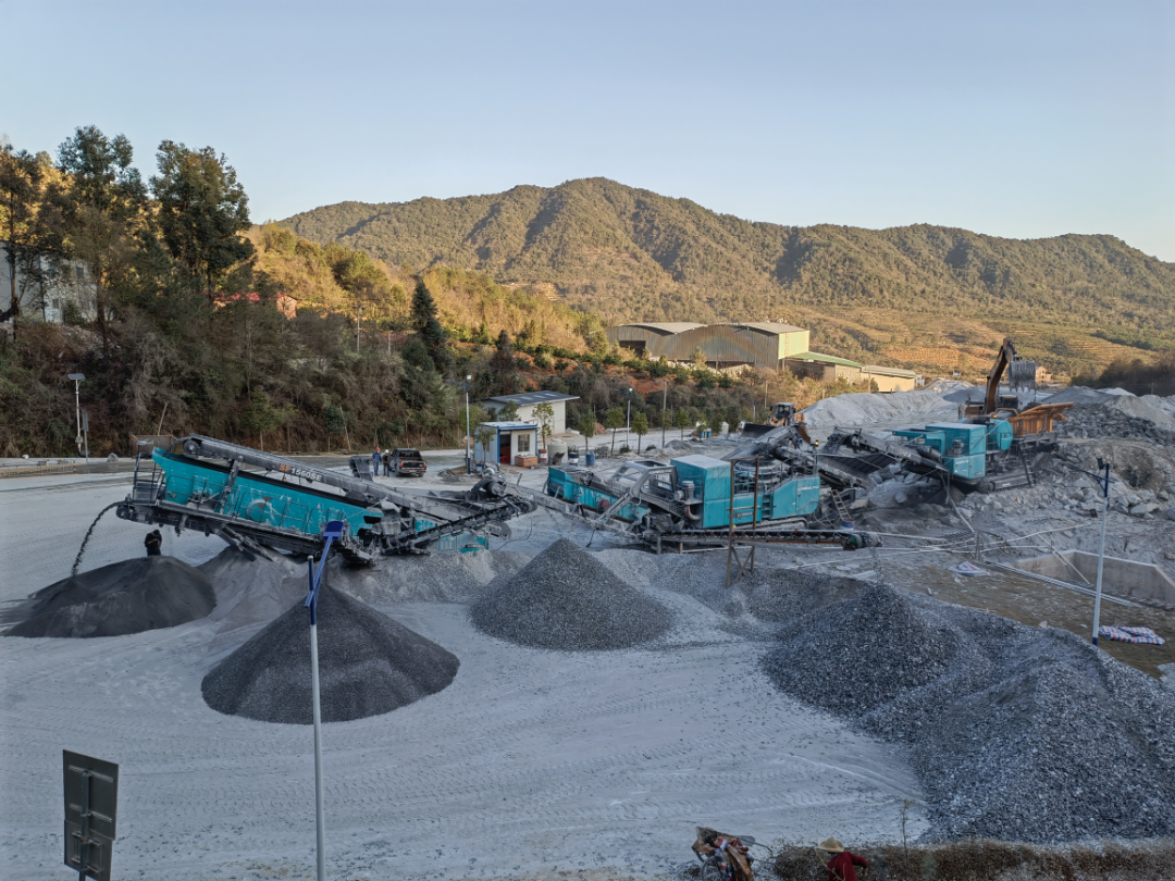 高性能+优服务！！！九州ku酷游普石勒移动破碎筛分成套装备“重拳出击”