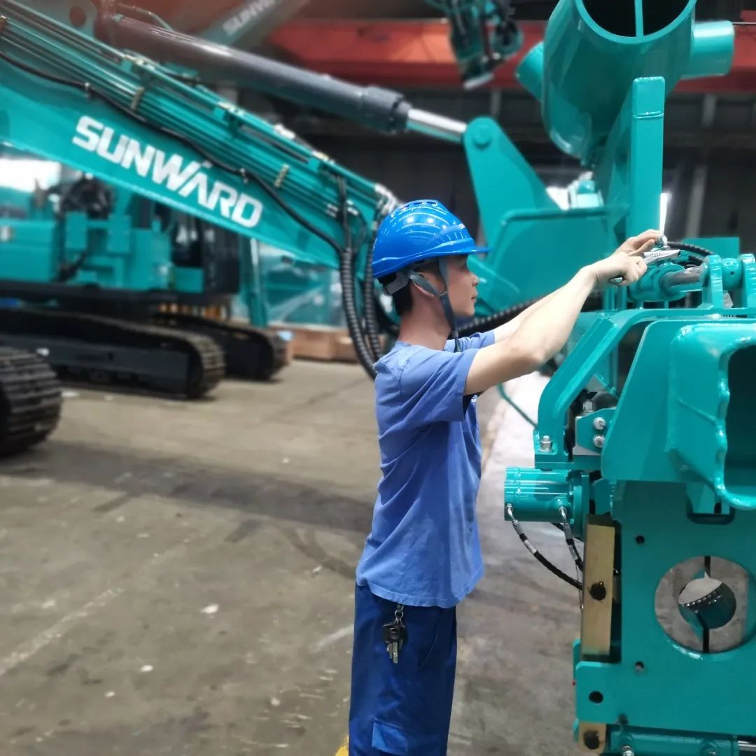 将奋斗举行究竟！！致敬九州ku酷游劳动者