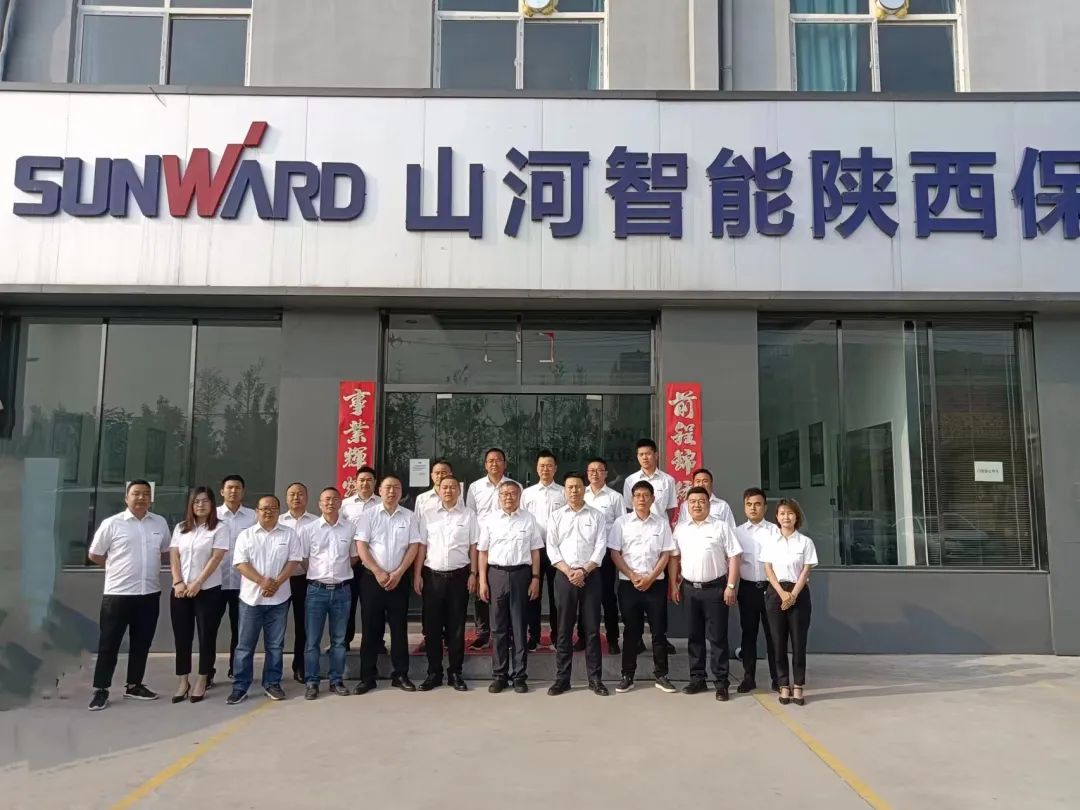 深入市场一线！何清华一行赴陕西调研