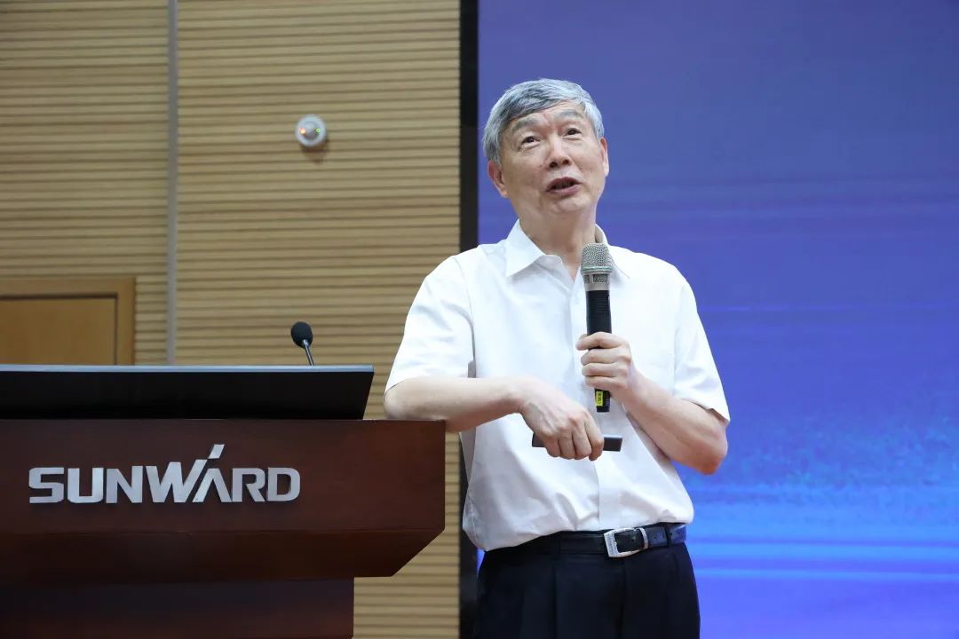 立异引领，，，智造未来！“2022院士专家长沙行”高端装备高质量生长钻研会盛大举行