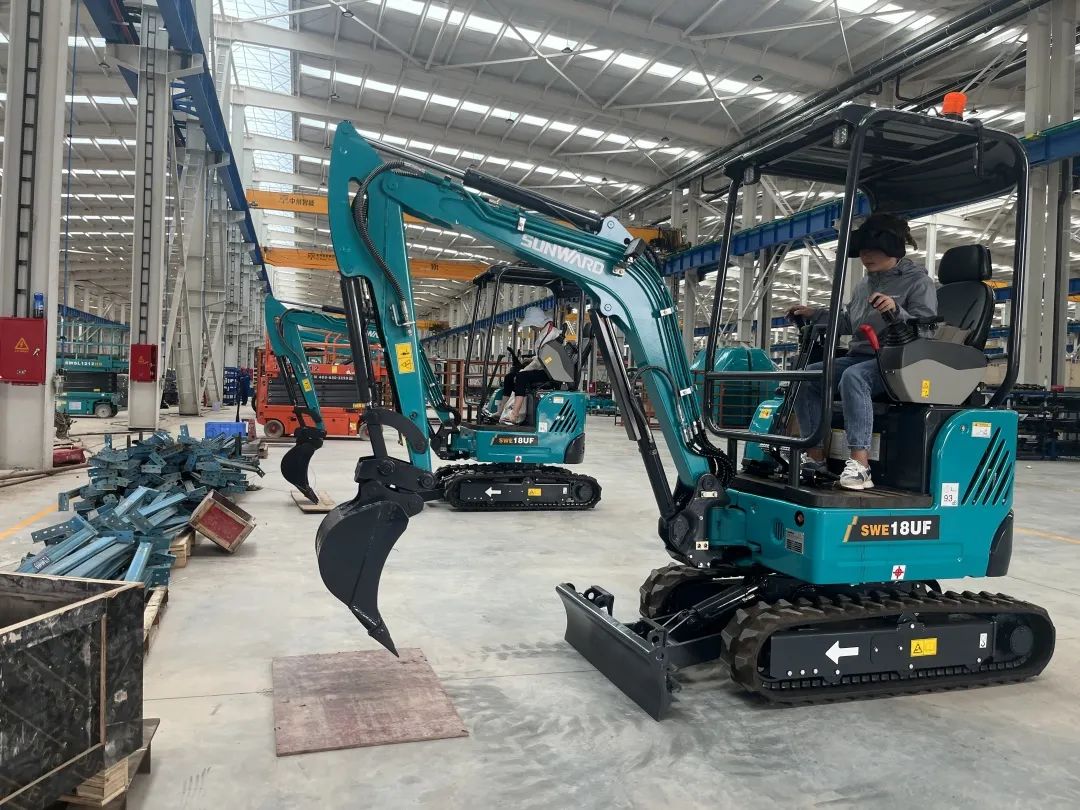 “太绝了！！！”九州ku酷游智能代表长沙精彩亮相湖南省第一届职业手艺大赛特技绝活展演