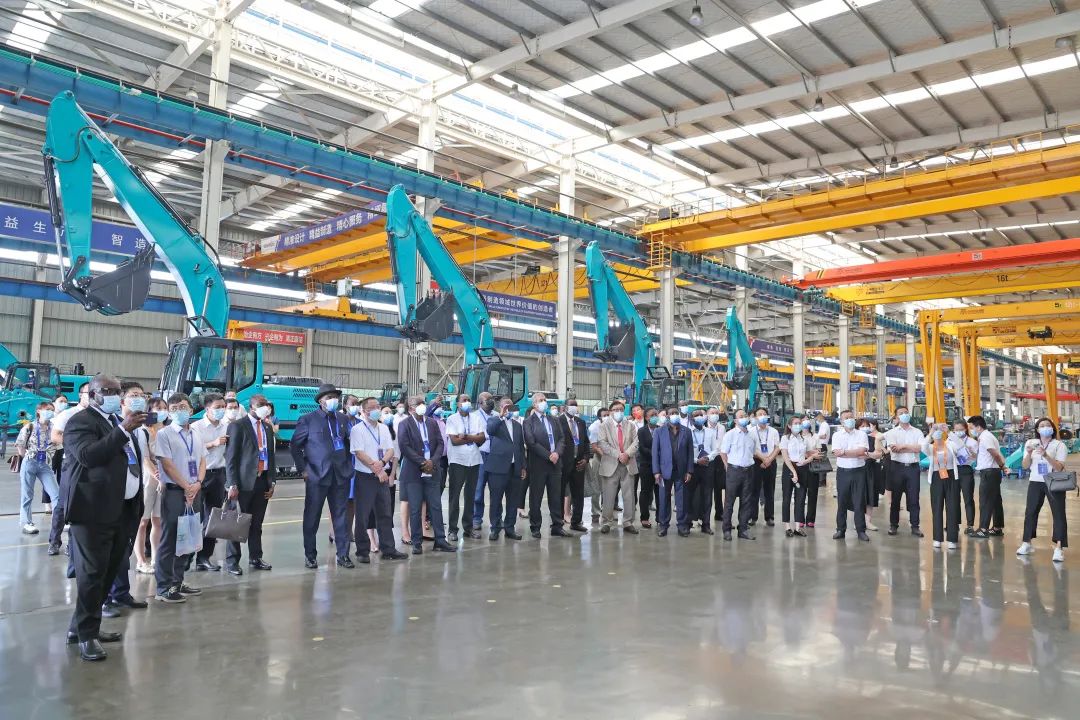 非洲驻华使节走访九州ku酷游智能