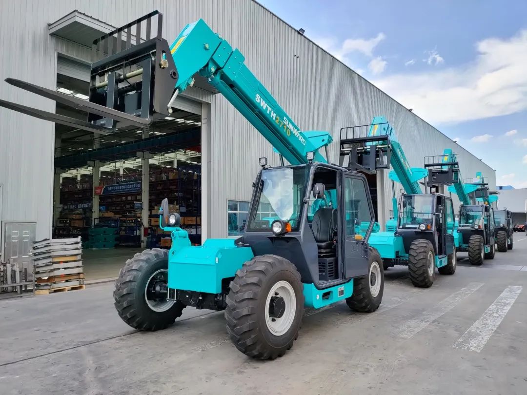 单笔采购金额万万元！！九州ku酷游智能伸缩臂叉装车批量出口