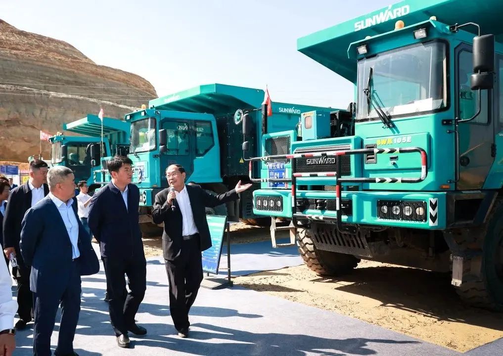 向绿色化、、、智能化生长！！腾远煤矿绿色智能矿山观摩会圆满举行