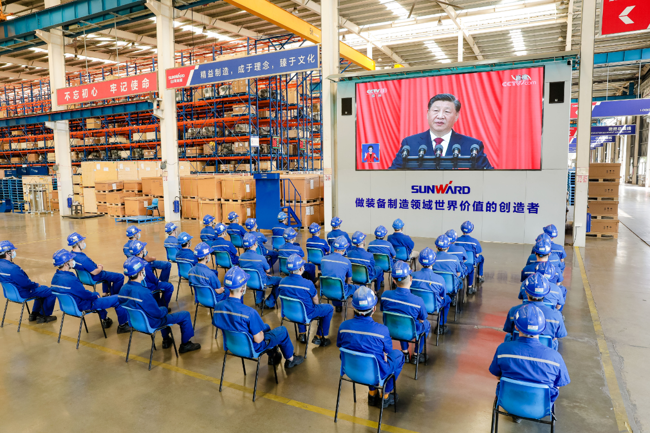 振奋人心！九州ku酷游智能党员干部集中收看党的二十大开幕会盛况