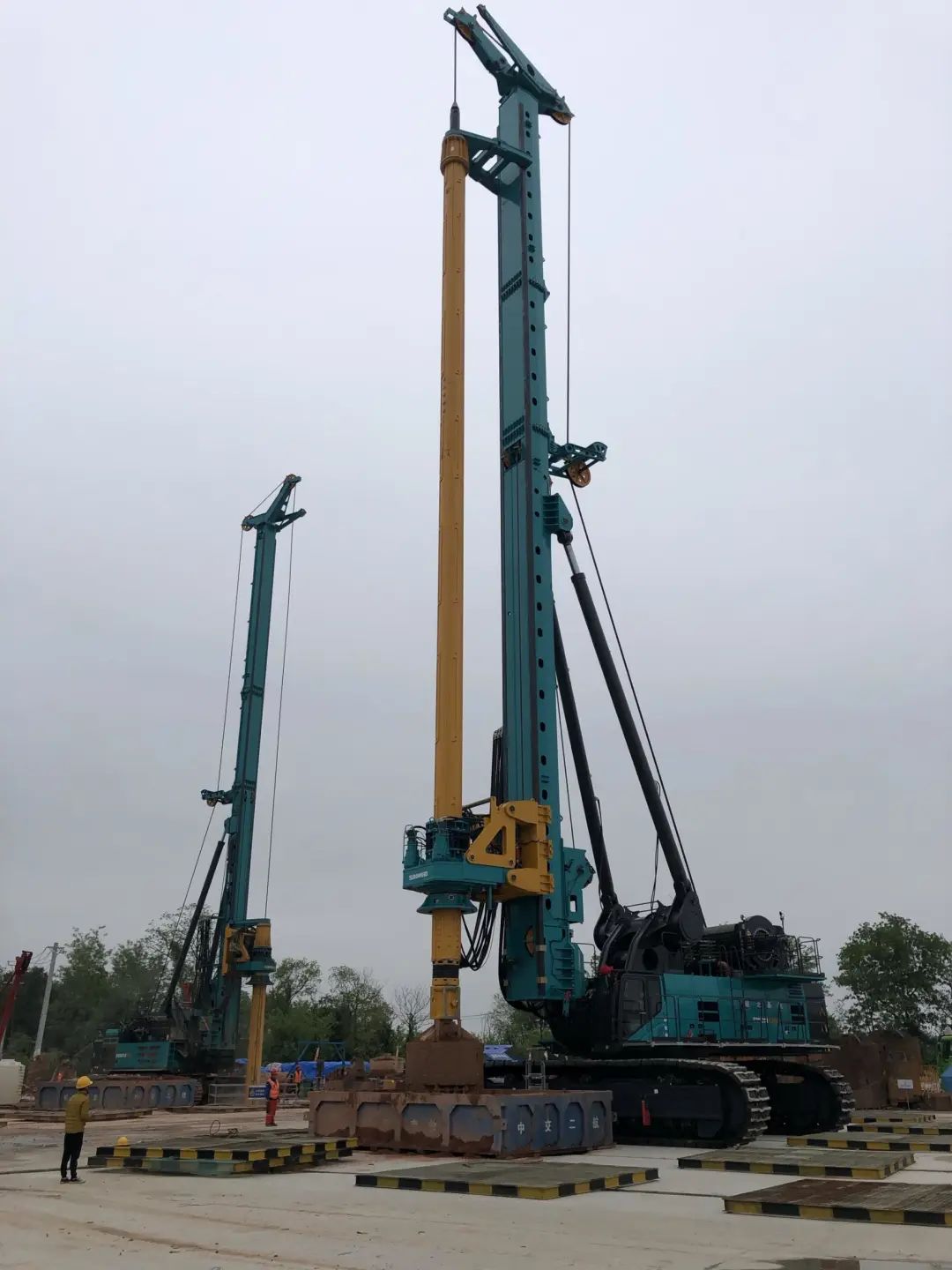 超等“桩”备实力亮剑！！九州ku酷游智能携手武汉乐成建设攻克燕矶长江大桥重大地层施工难题