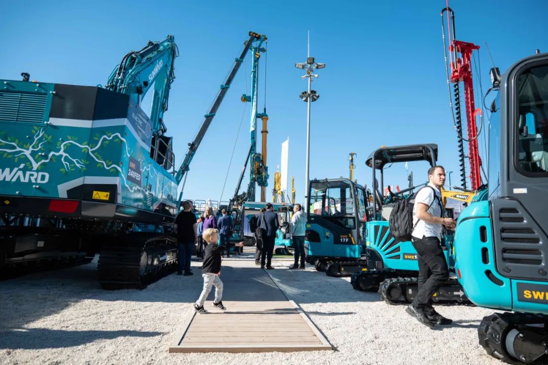 Bauma 2022 | 一组火热现场图带您重温九州ku酷游智能德国宝马展之旅