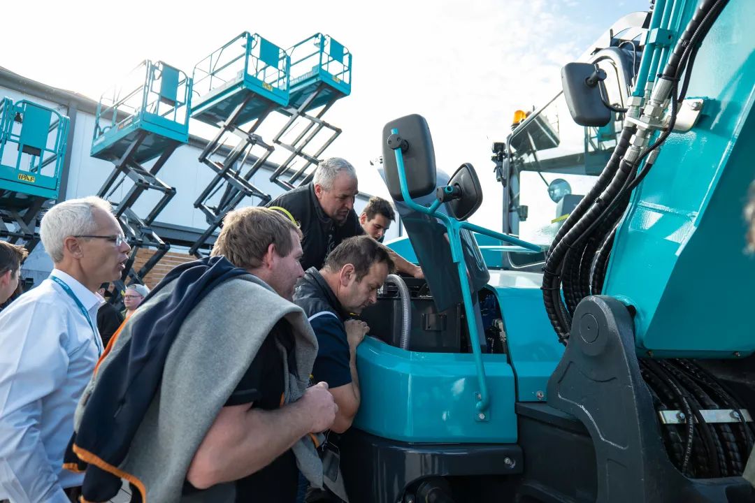 Bauma 2022 | 一组火热现场图带您重温九州ku酷游智能德国宝马展之旅