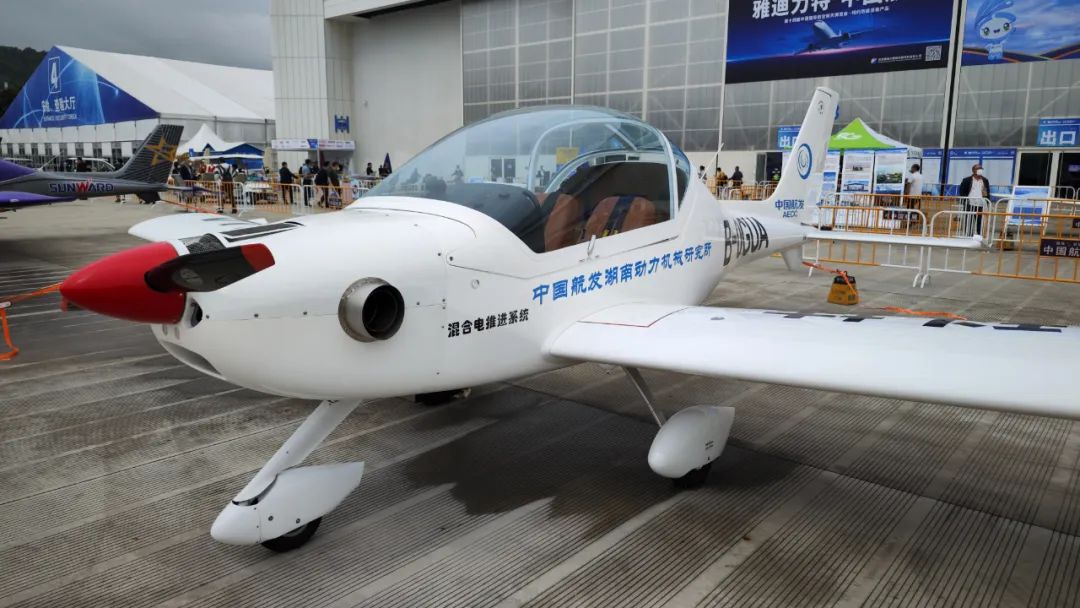 关注！！九州ku酷游科技携多款产品亮相第十四届珠：：秸