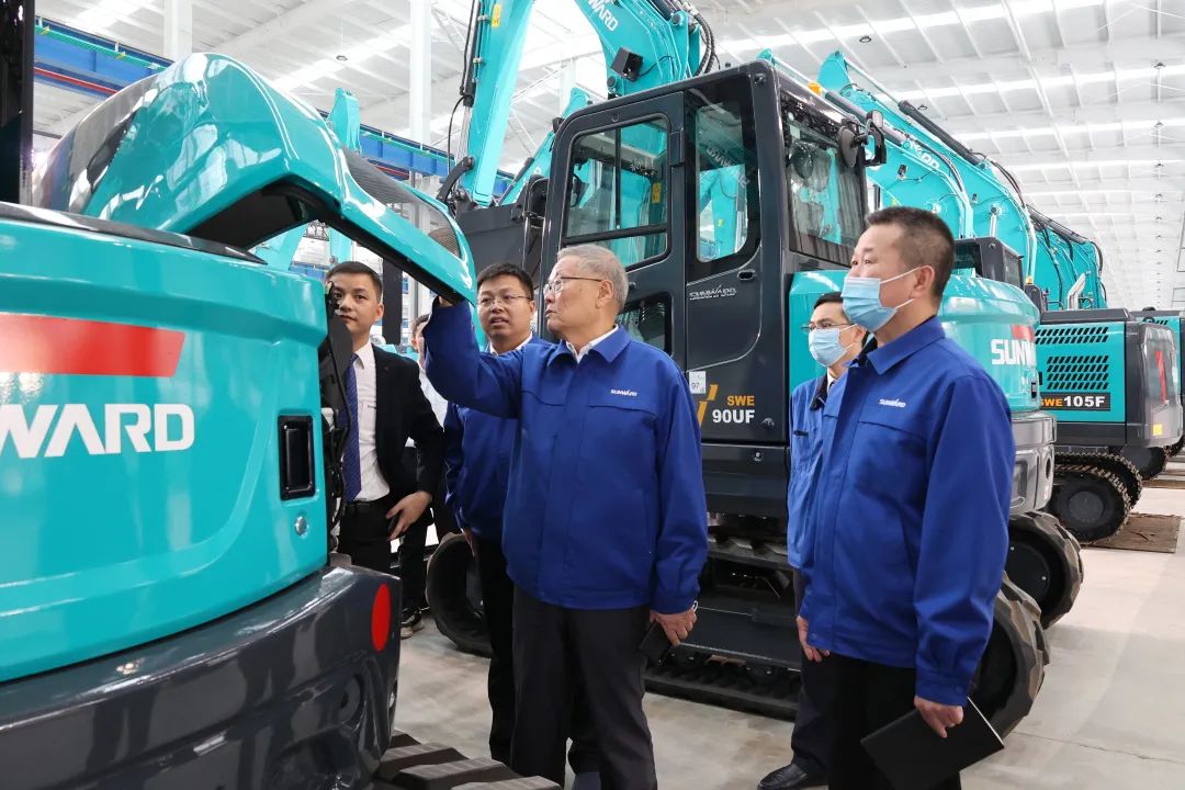 助力“双碳”目的！九州ku酷游智能集中宣布F系列国四挖掘机