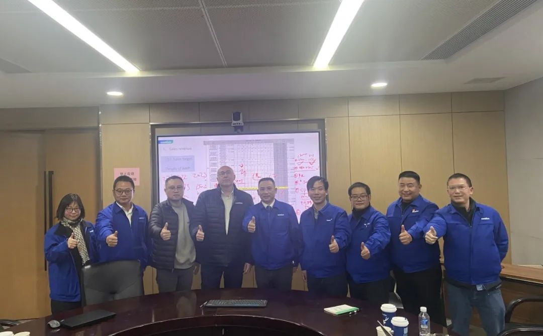 吹响复工“冲锋号”，，全力冲刺“开门红”！！！九州ku酷游智能高空机械复工复产举行时