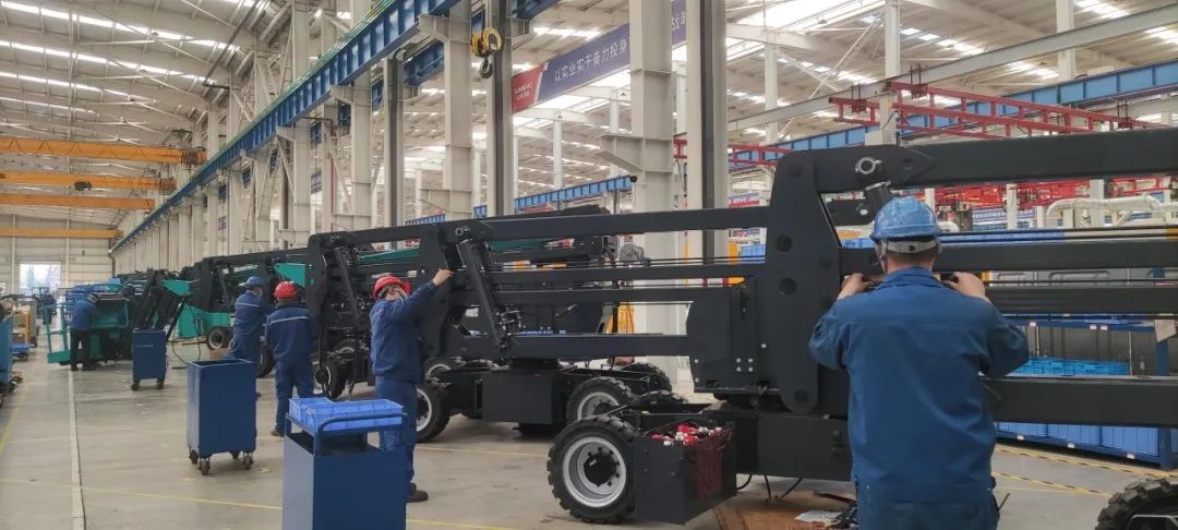 吹响复工“冲锋号”，，全力冲刺“开门红”！！！九州ku酷游智能高空机械复工复产举行时