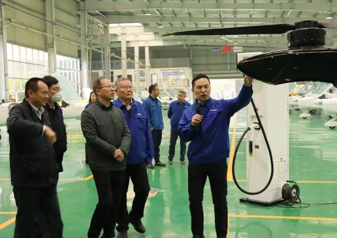广州市国资委主任陈德俊考察九州ku酷游智能航空工业基地