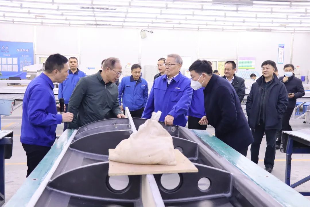 广州市国资委主任陈德俊考察九州ku酷游智能航空工业基地