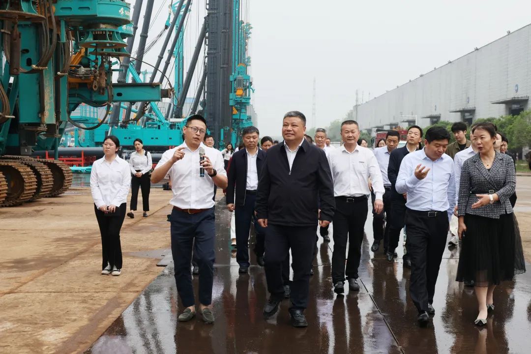 长沙市政协主席陈刚调研九州ku酷游智能