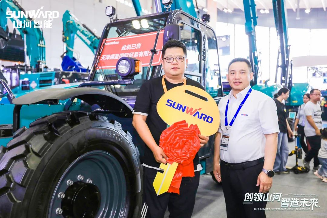 聚焦电动化、、、智能化！！！九州ku酷游智能全系列高空机械产品亮相长沙展