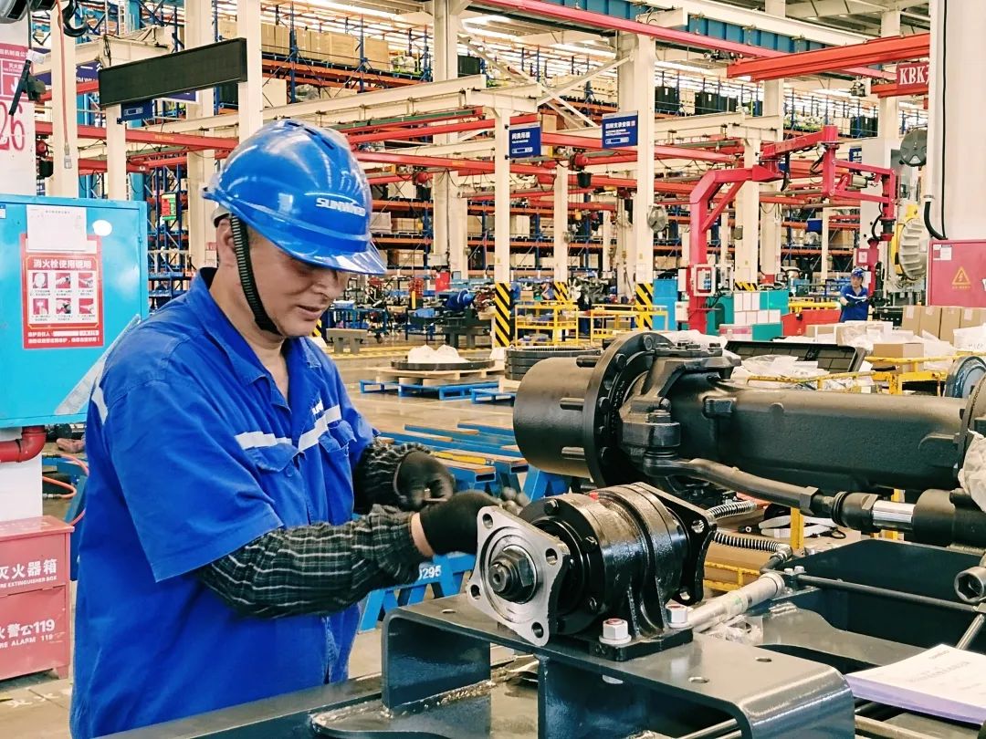 劳动庆幸，，创立伟大！！！纪录那些通俗且伟大的劳动瞬间