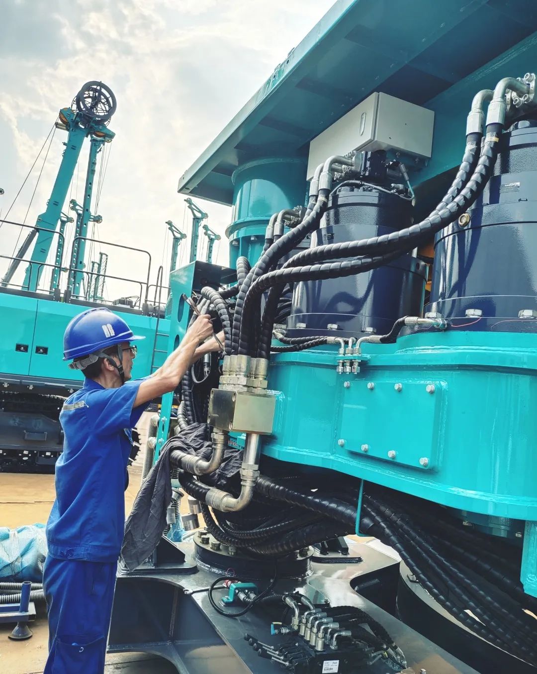 劳动庆幸，，创立伟大！！！纪录那些通俗且伟大的劳动瞬间