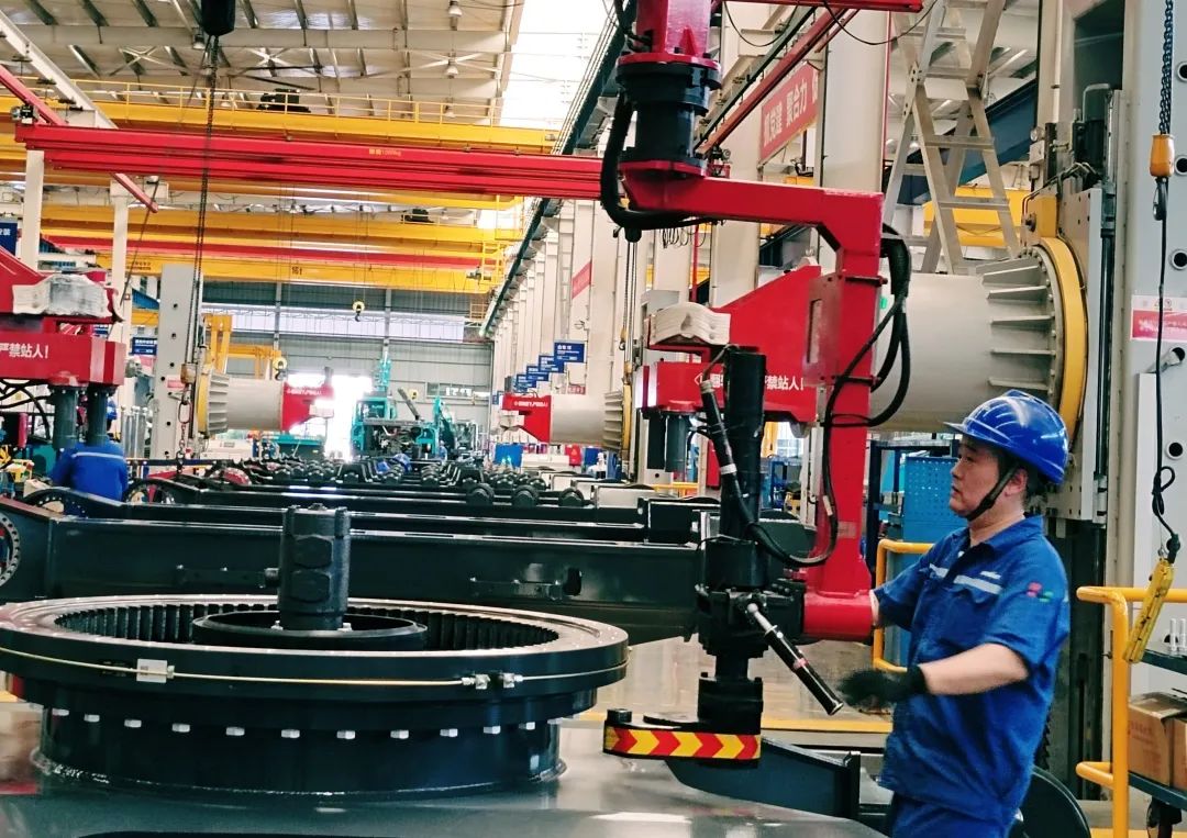 劳动庆幸，，创立伟大！！！纪录那些通俗且伟大的劳动瞬间