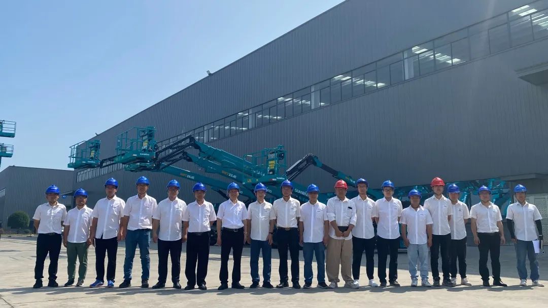 新能源家族再添“新丁”！九州ku酷游智能三款电动臂式高空作业平台齐下线