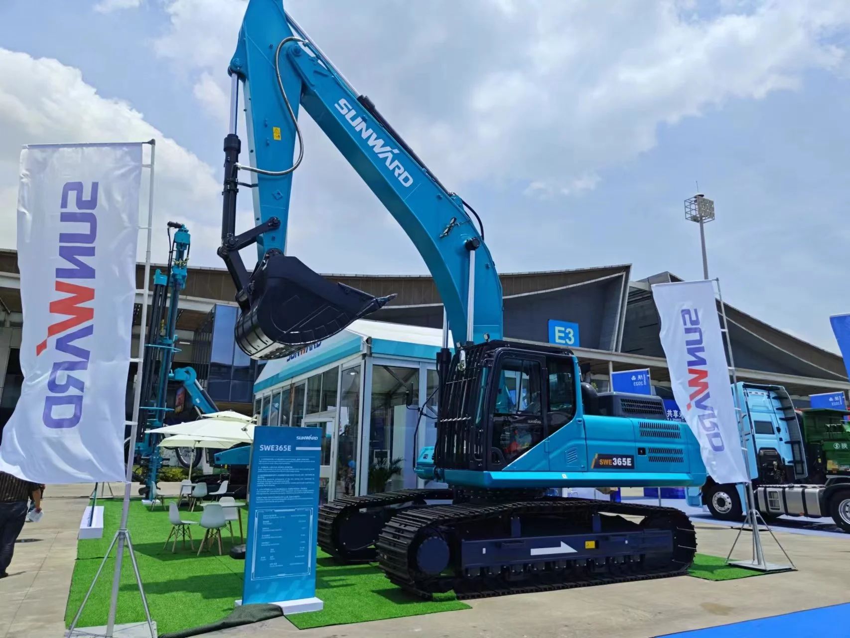 逐梦非洲，，，携手偕行！九州ku酷游智能亮相第三届中非经贸博览会