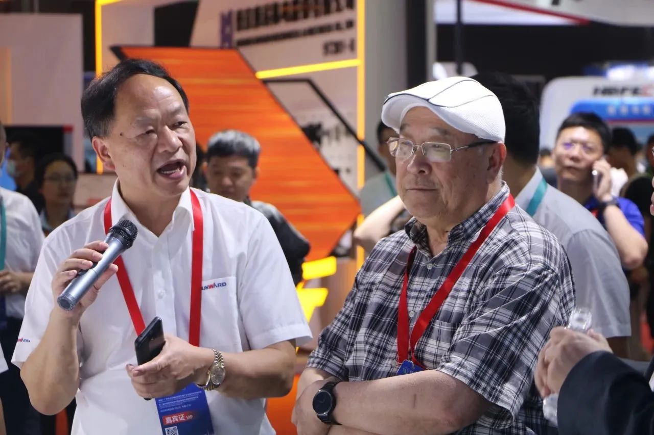 中铁九州ku酷游亮相首届广州大湾区国际轨道交通工业生长论坛暨展览会