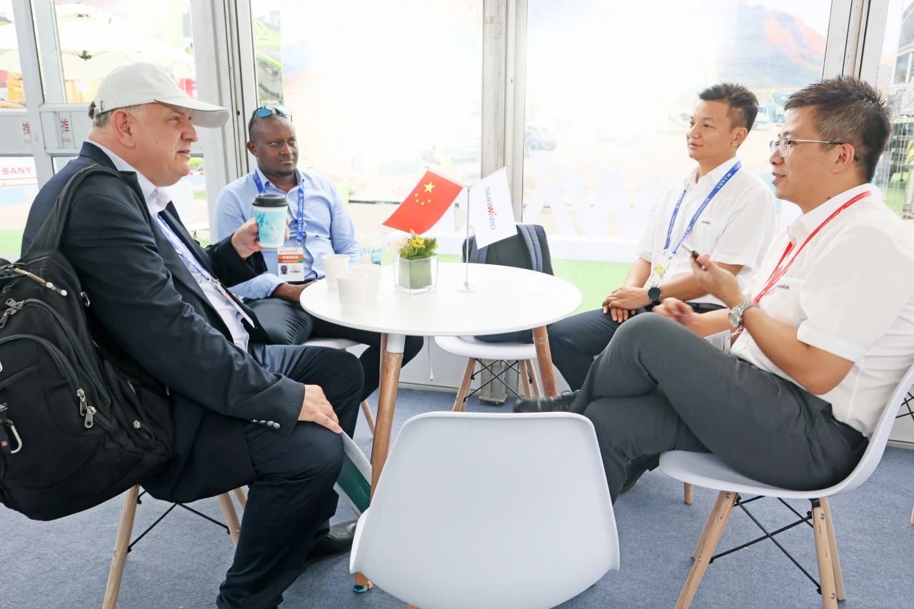 中非经贸博览会圆满落幕，，，九州ku酷游智能续写对非相助新篇