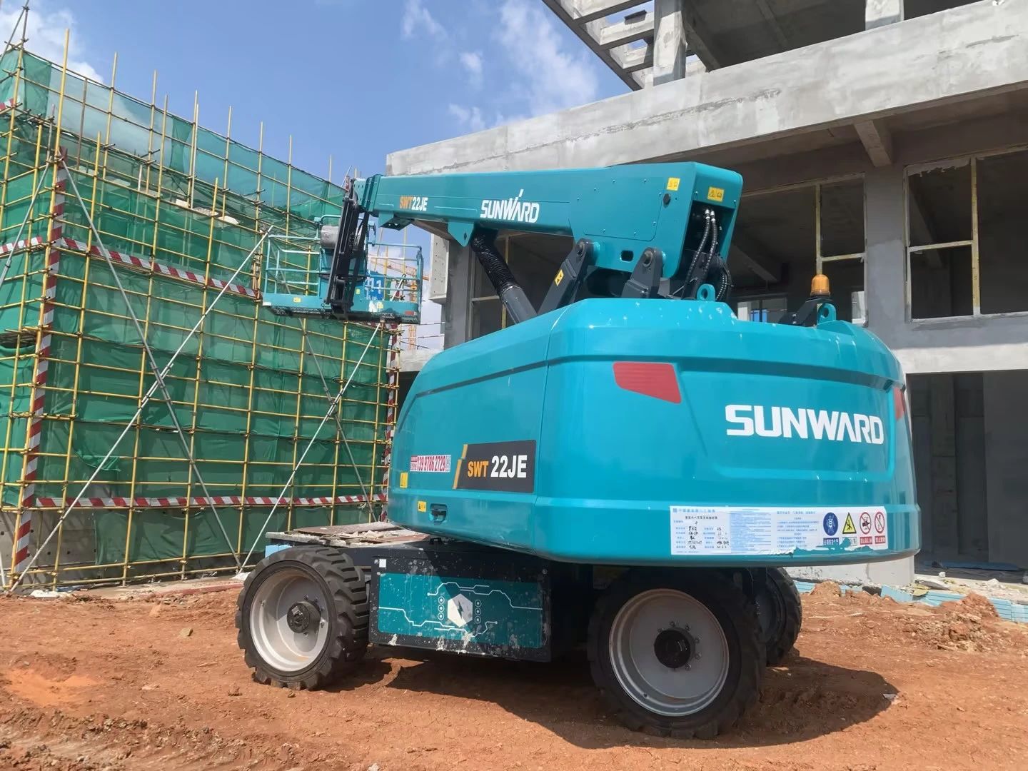 实力上新！！九州ku酷游智能电动直臂高空作业平台进军华中市场